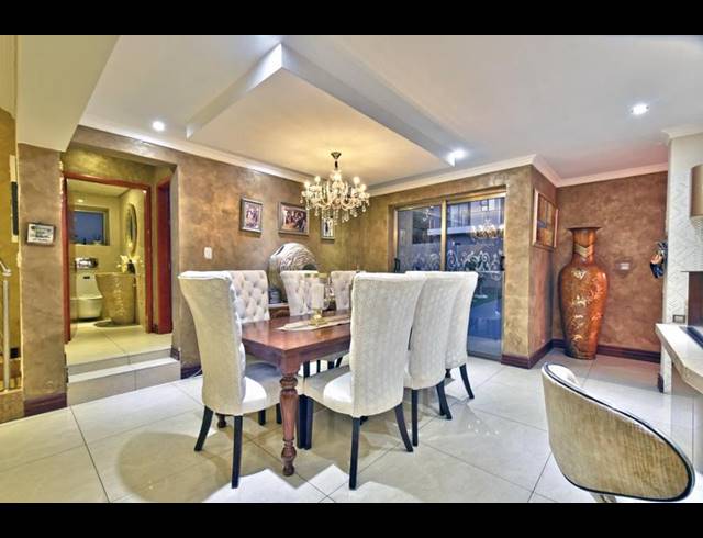 4 BEDROOM HOUSE FOR SALE IN EYE OF AFRICA